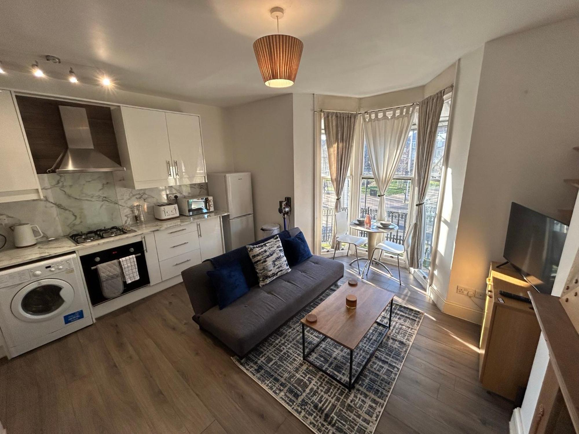 Apartment Spacious Brighton